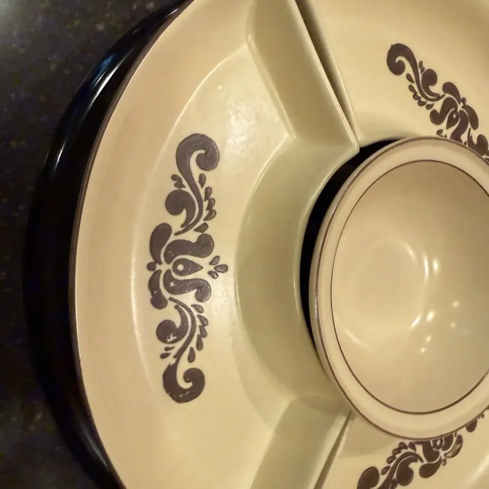 Pfaltzgraff Village USA 5 Piece Lazy Susan Set with Original Underplate #130 !!